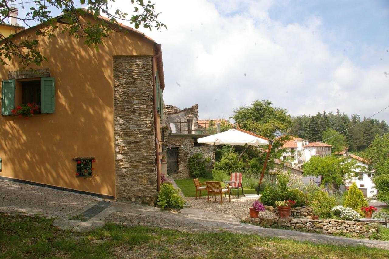 Casa Vittorina Villa Cesio Luaran gambar