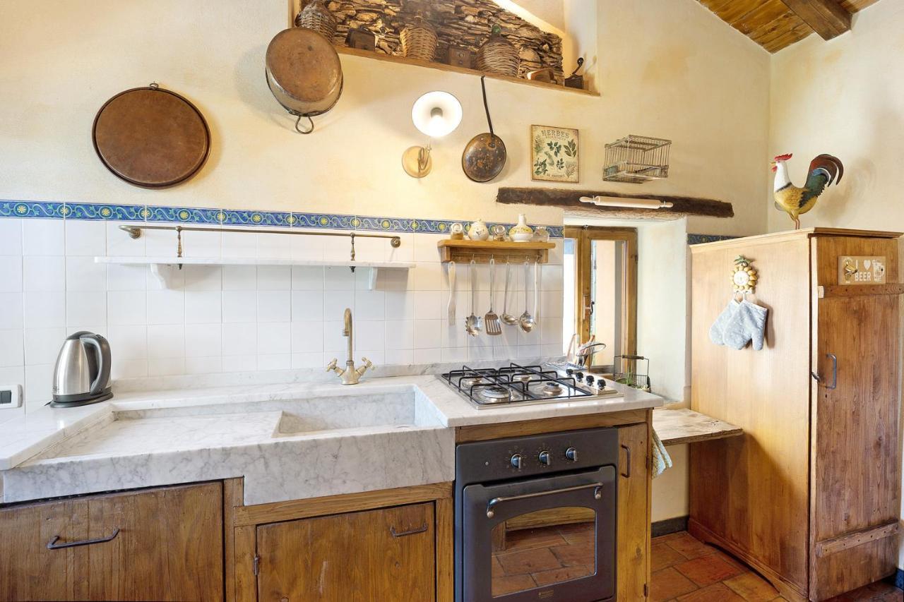 Casa Vittorina Villa Cesio Luaran gambar