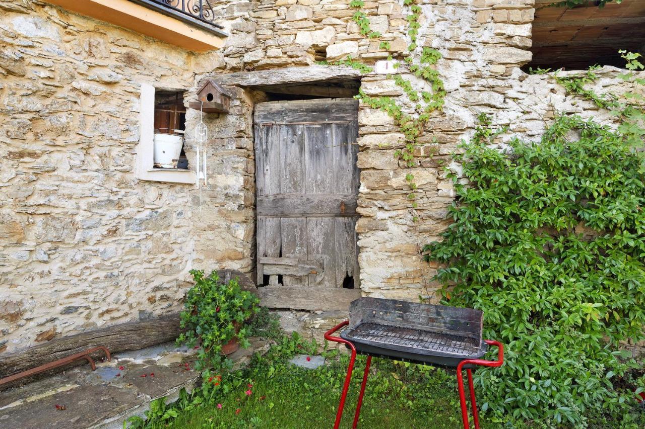 Casa Vittorina Villa Cesio Luaran gambar